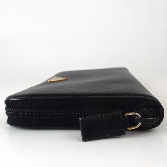 PRADA Saffiano Leather Long Zip Around Wallet 😍🖤 - Picture 9 of 16